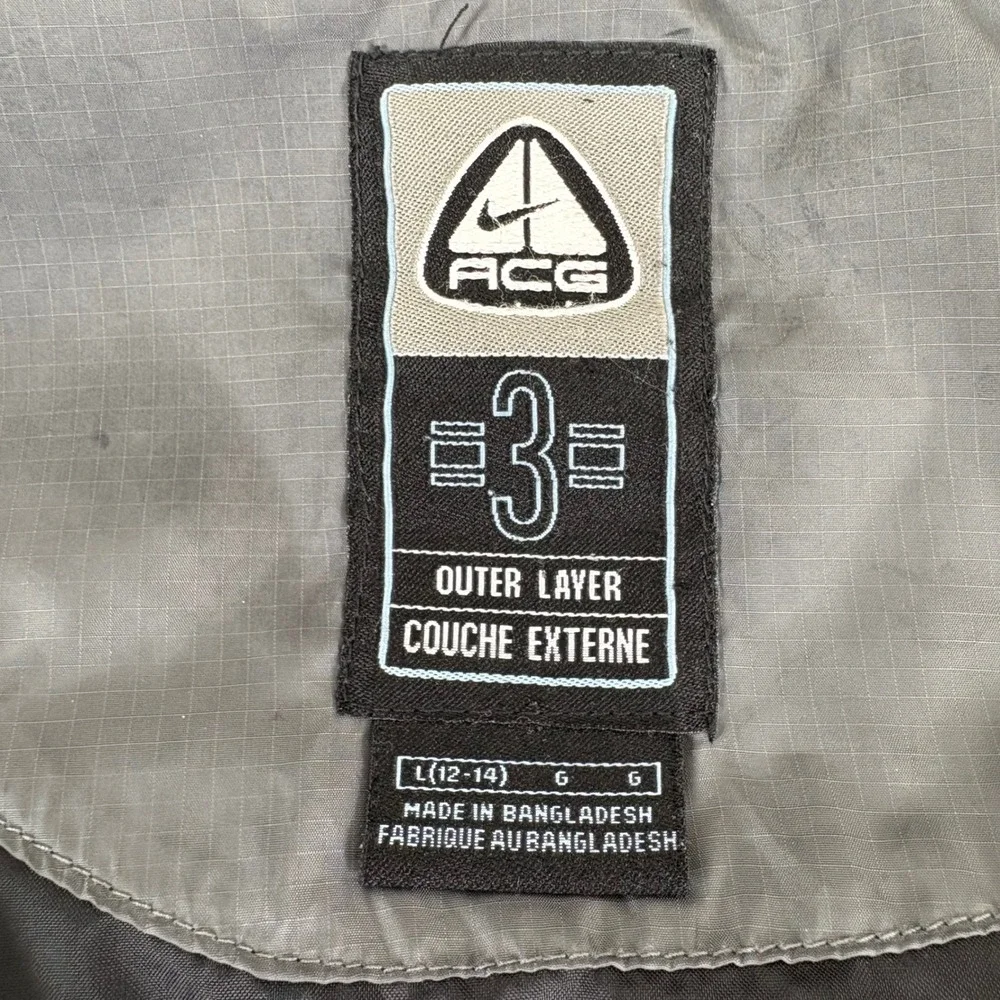 Nike ACG‎ Boys 3 in 1 Compatible Gray Quilted Puffer Jacket Outer Layer L 12 14